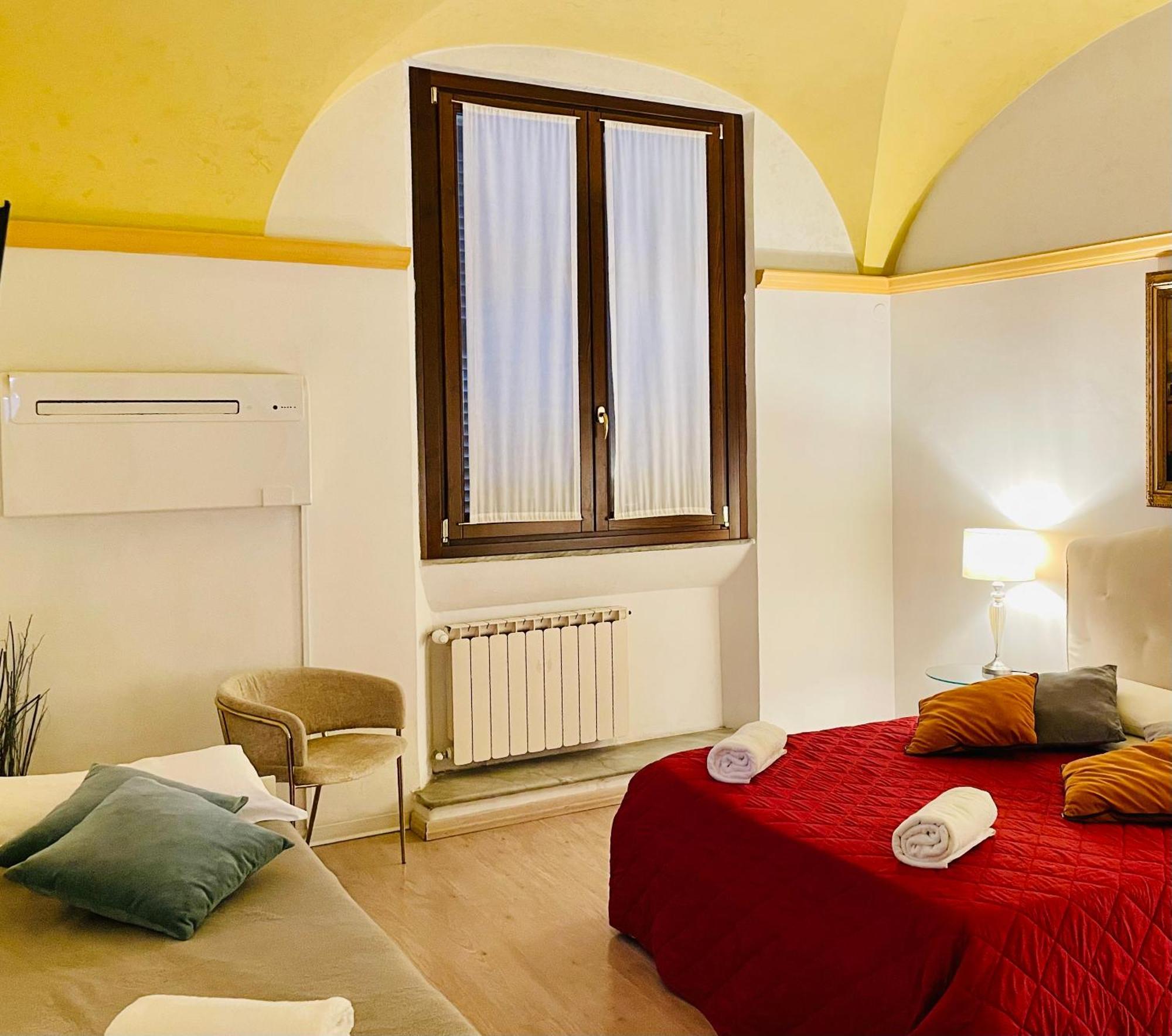 Colosseum-Apartments Рим Екстериор снимка